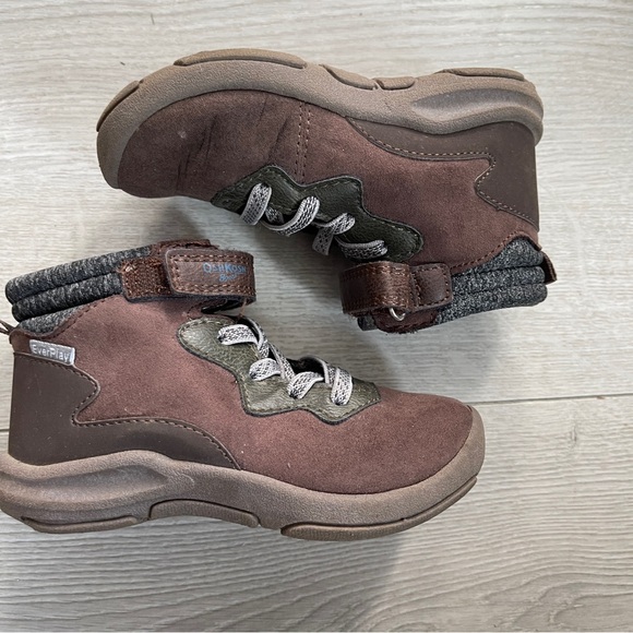 OshKosh B'Gosh Boy's Everest Everplay Fashion Boot size 8 - Picture 1 of 10